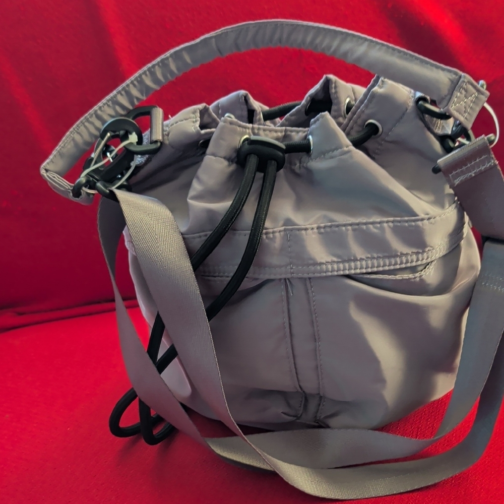 BearPaw Light Gray Drawstring Bucket Shoulder Bag - Picture 3 of 3